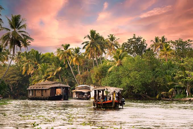 tour operator in dwarka sector 6